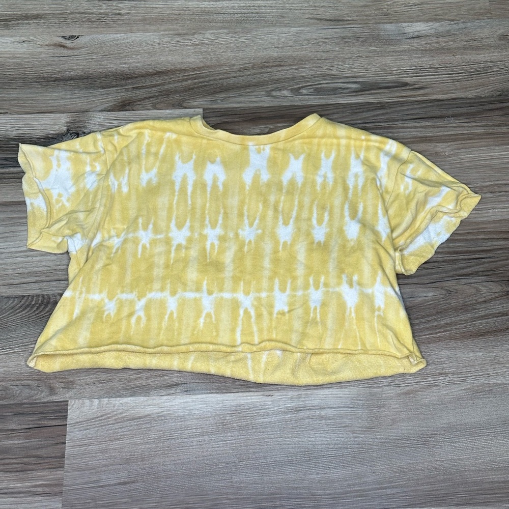 Forever 21 cropped short sleeve